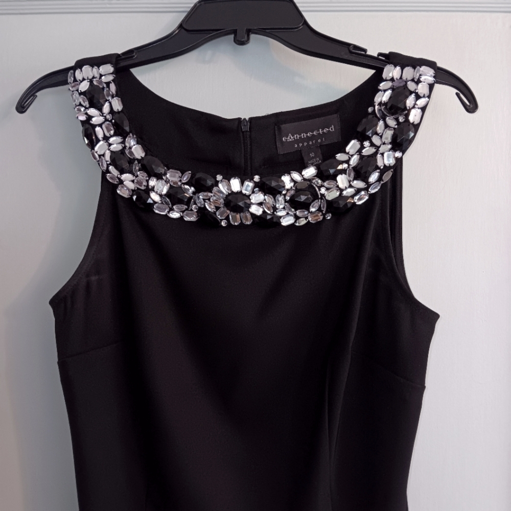 Connected Apparel Sleeveless Black Sheath Dress Jeweled Neckline Size 10